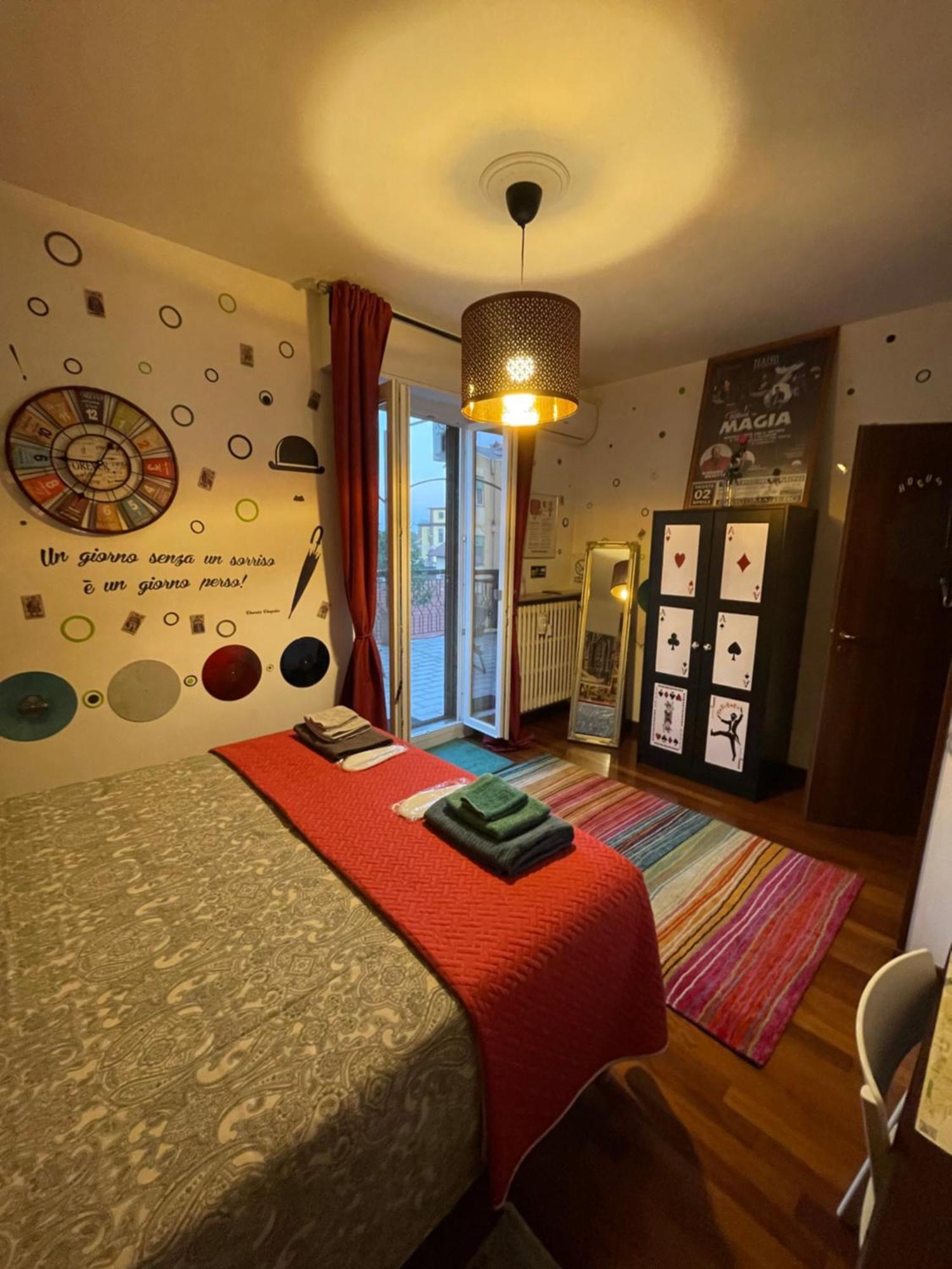 B&Bmagichouse Novara Exterior foto